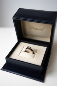 Pierścionek Chopard Happy Diamonds 